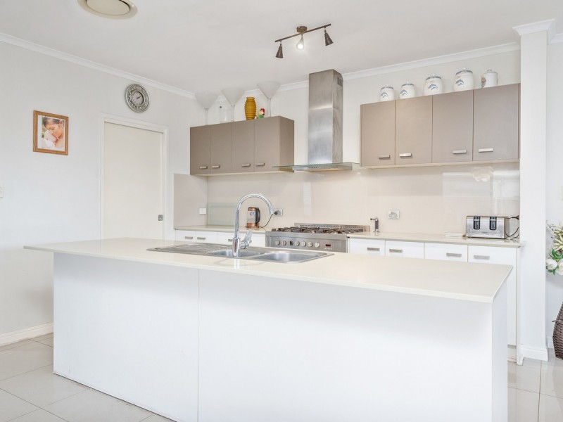 4 Keewong Street, Ormeau QLD 4208