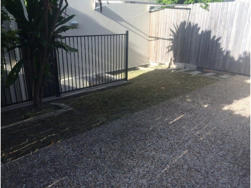 1/19 Collingrove Circuit, Pimpama QLD 4209