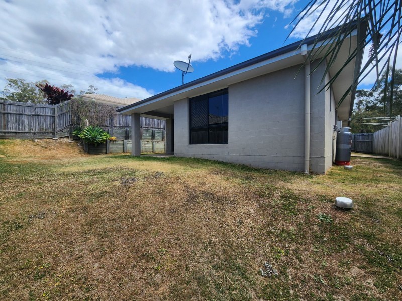 26 Aldgate Crescent, Pacific Pines QLD 4211