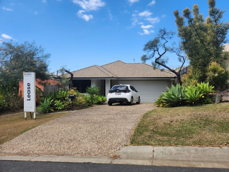 26 Aldgate Crescent, Pacific Pines QLD 4211