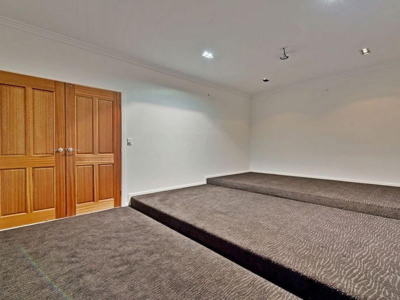 4 Abercrombie Crescent, Upper Coomera QLD 4209
