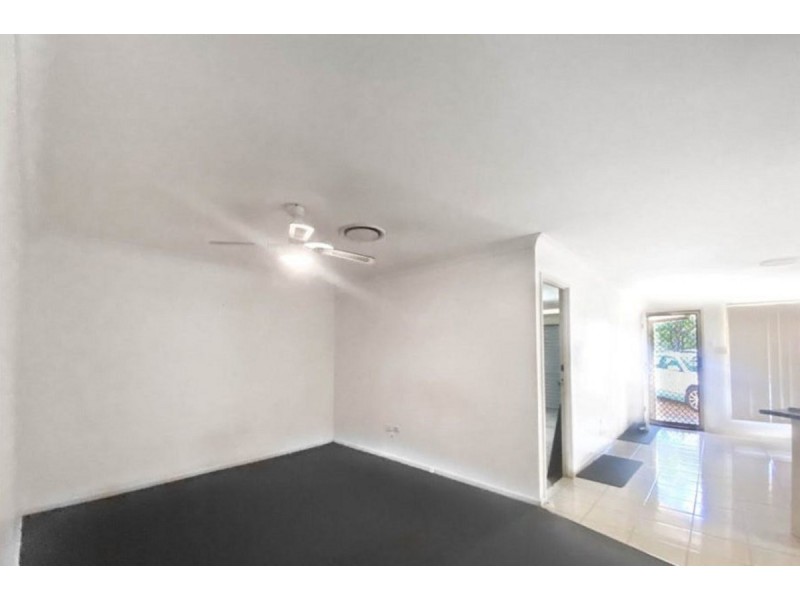 17 Trade Winds Drive, Helensvale QLD 4212