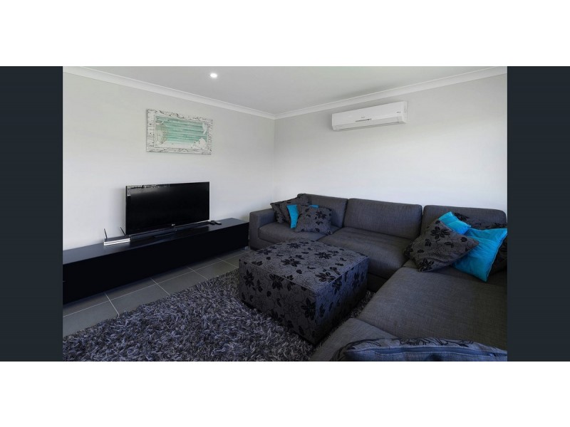 11 Greenmount Street, Pimpama QLD 4209