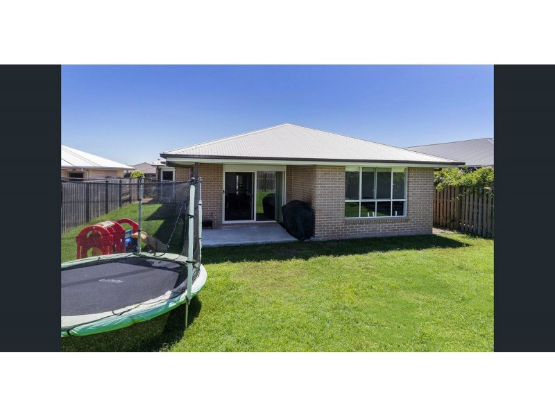 11 Greenmount Street, Pimpama QLD 4209