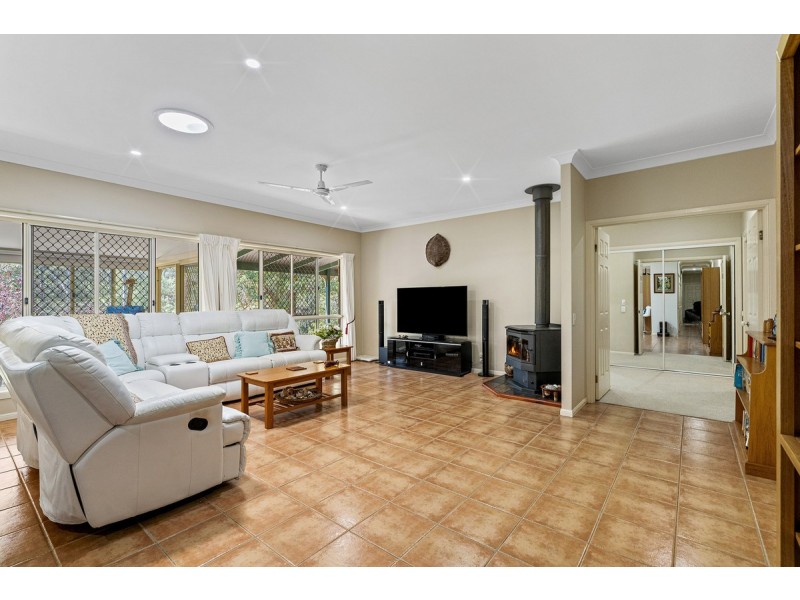 14 Newlands Court, Mount Nathan QLD 4211