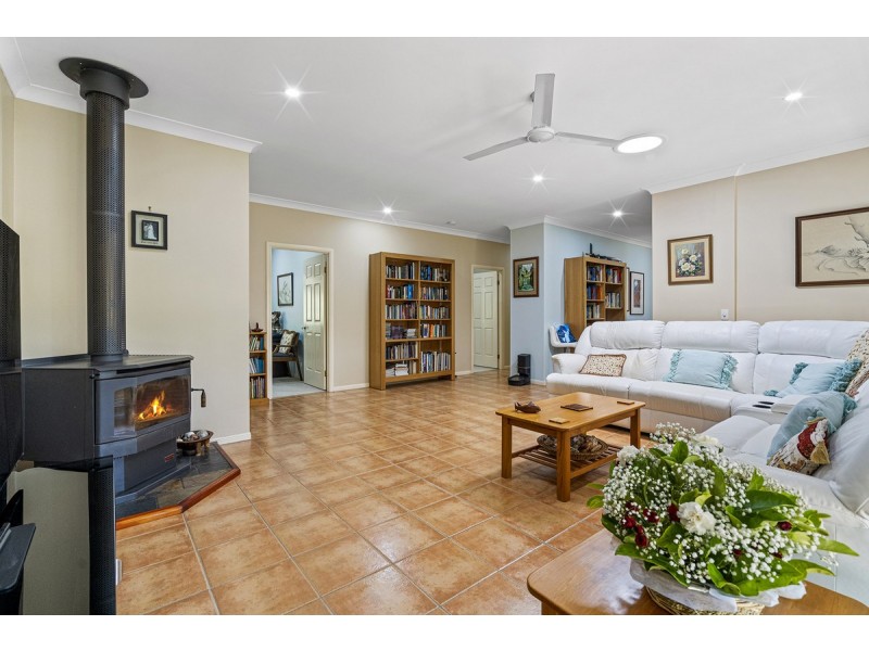 14 Newlands Court, Mount Nathan QLD 4211