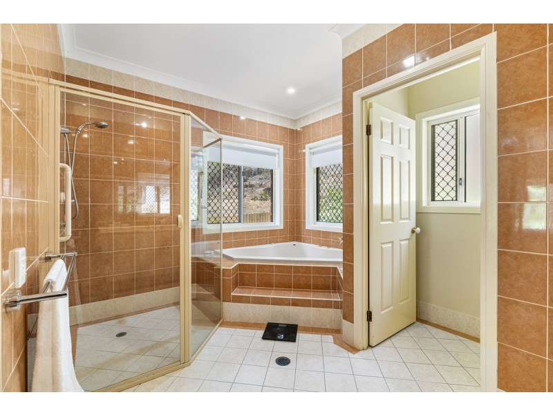 14 Newlands Court, Mount Nathan QLD 4211