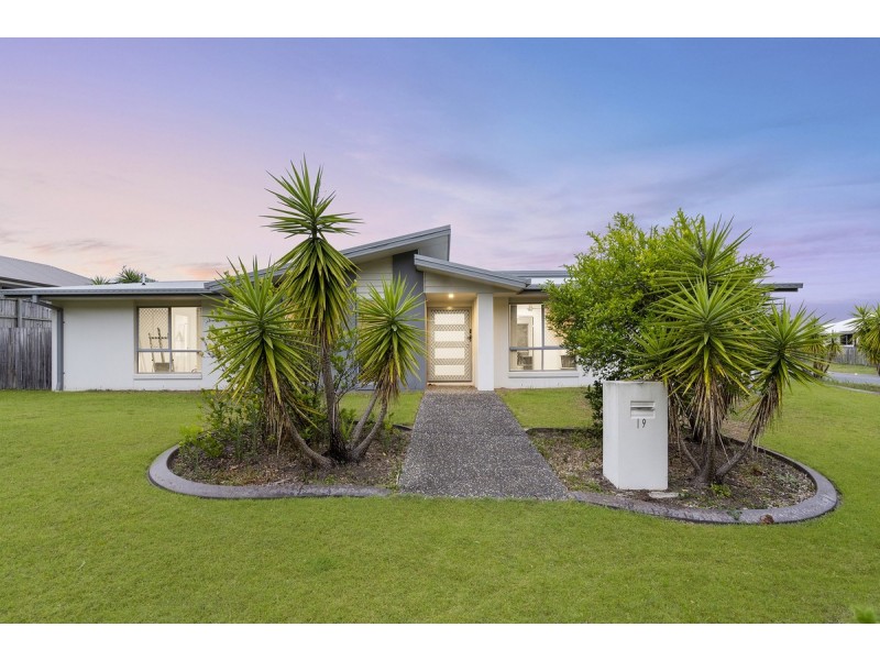 19 Cypress Circuit, Coomera QLD 4209
