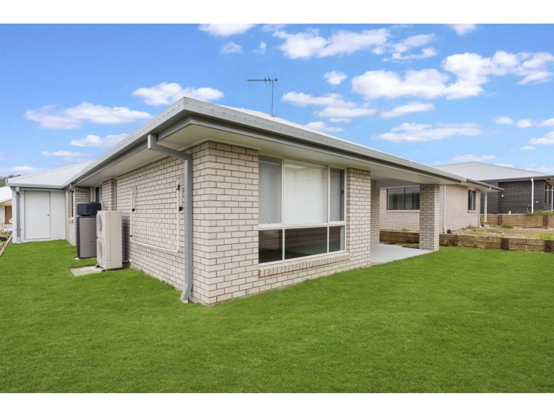 13 Peterson Way, White Rock QLD 4306