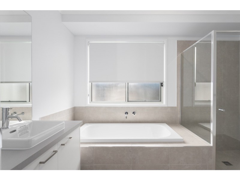 13 Peterson Way, White Rock QLD 4306