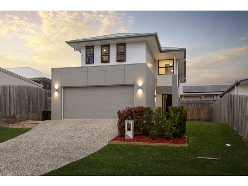 19 Ross Crescent, Pimpama QLD 4209