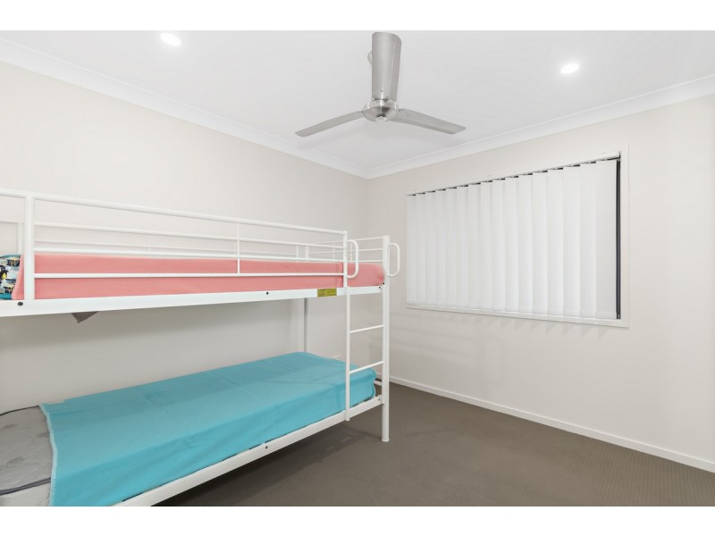 19 Ross Crescent, Pimpama QLD 4209