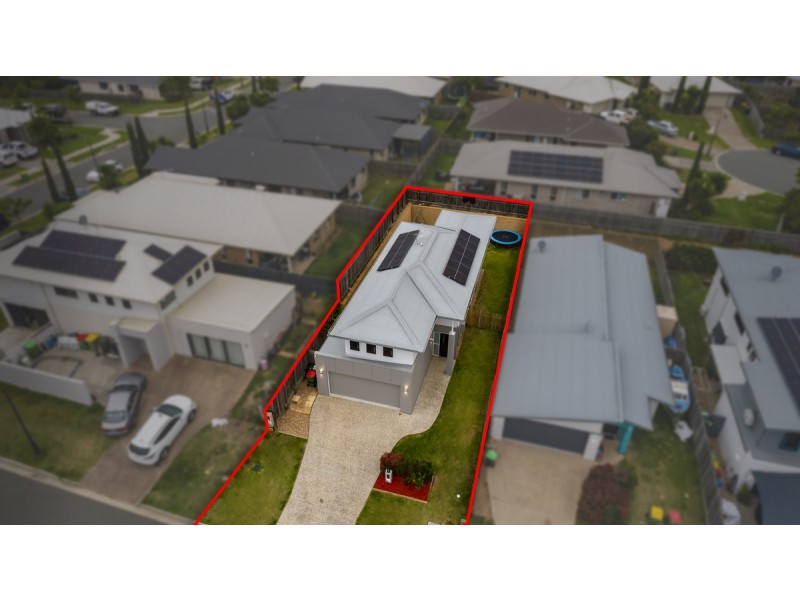 19 Ross Crescent, Pimpama QLD 4209