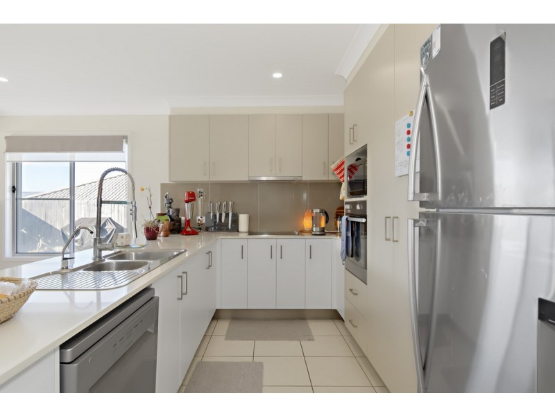 53 Hanover Drive, Pimpama QLD 4209