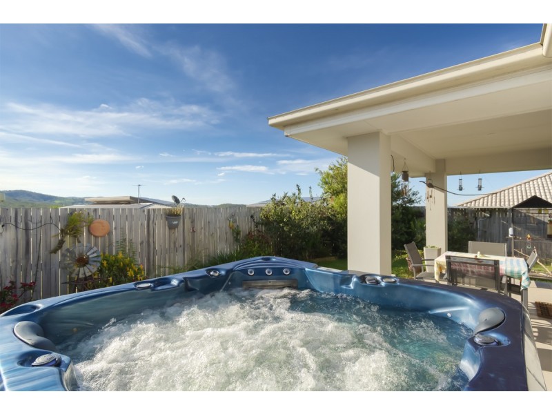 53 Hanover Drive, Pimpama QLD 4209