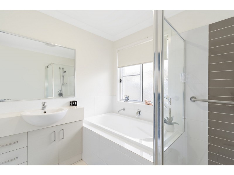 53 Hanover Drive, Pimpama QLD 4209