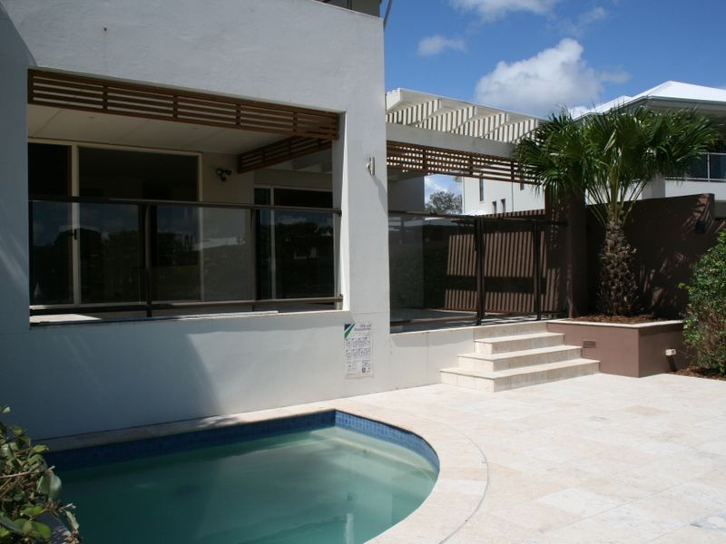 28 Brindabella Close, Coomera Waters QLD 4209