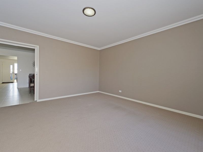 2 Dunraven Drive, Pimpama QLD 4209