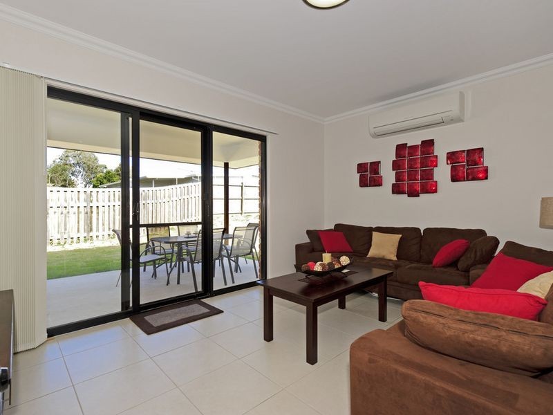 2 Dunraven Drive, Pimpama QLD 4209