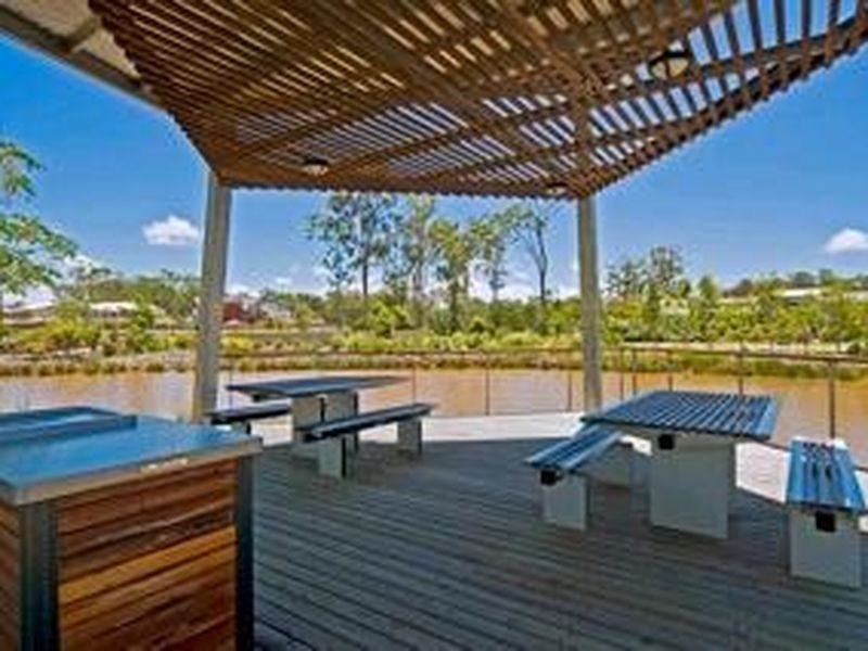 35 Pamphlet Lane, Coomera QLD 4209