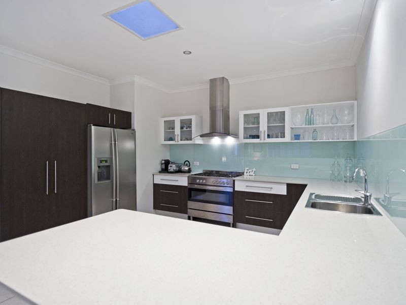 21 Zeus Circuit, Coomera Waters QLD 4209