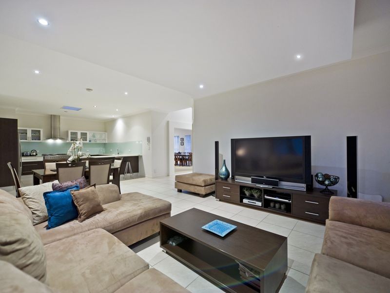 21 Zeus Circuit, Coomera Waters QLD 4209
