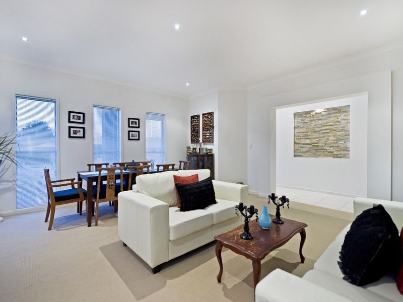 21 Zeus Circuit, Coomera Waters QLD 4209