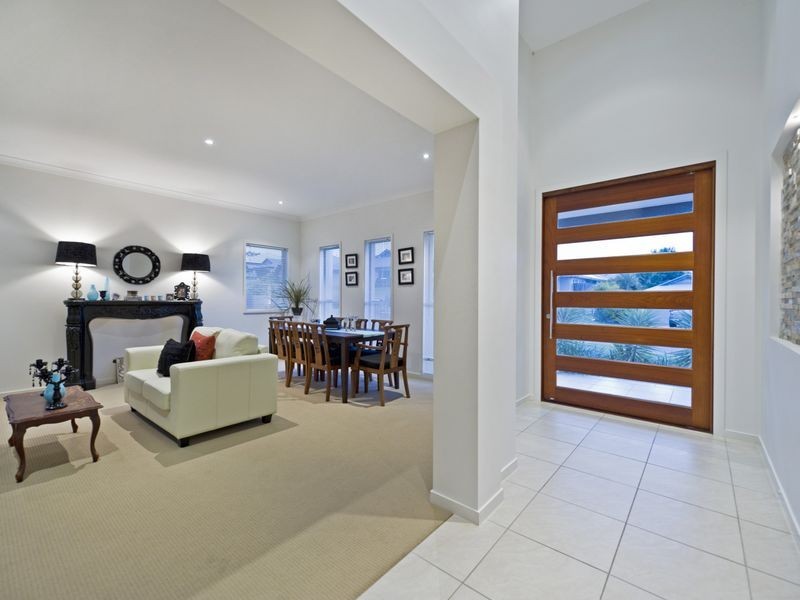 21 Zeus Circuit, Coomera Waters QLD 4209