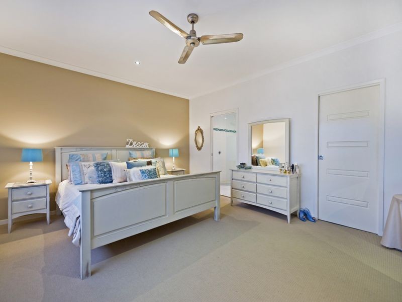 21 Zeus Circuit, Coomera Waters QLD 4209