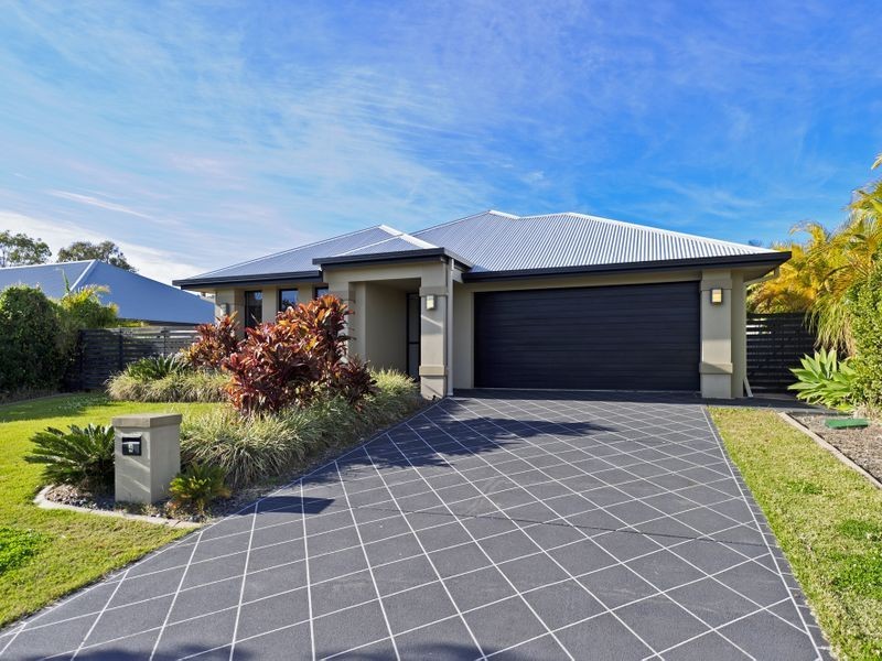4 Sailaway Court, Coomera Waters QLD 4209