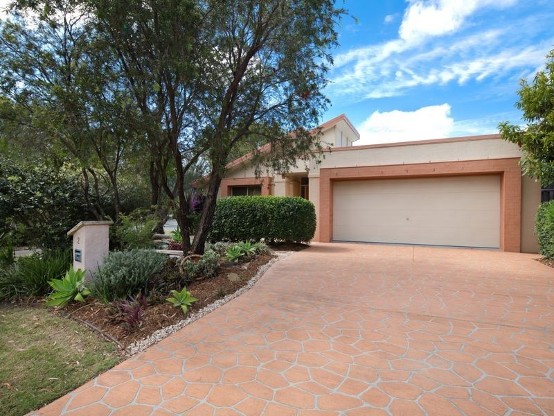 2 Kialoa Lane, Coomera Waters QLD 4209