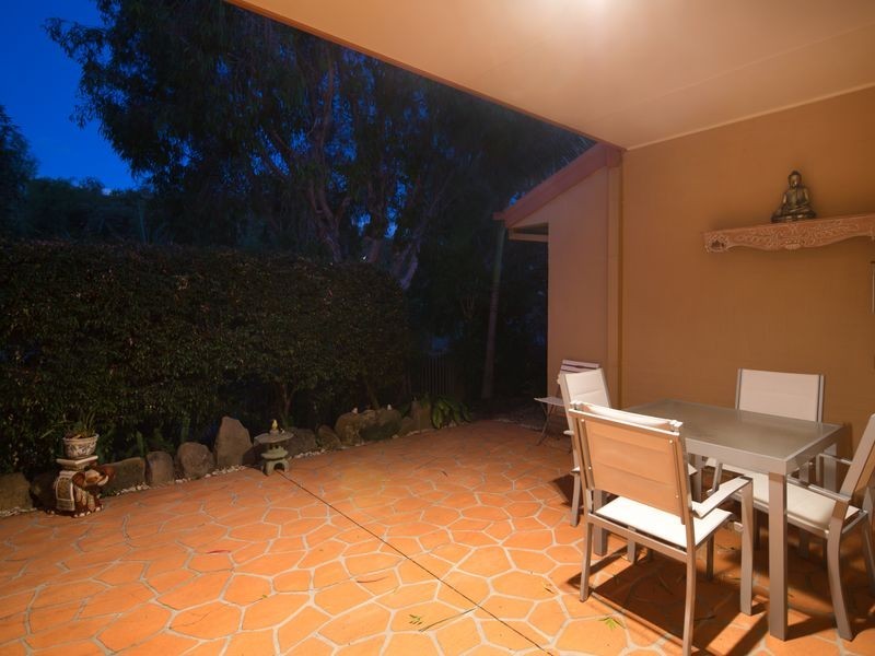 2 Kialoa Lane, Coomera Waters QLD 4209