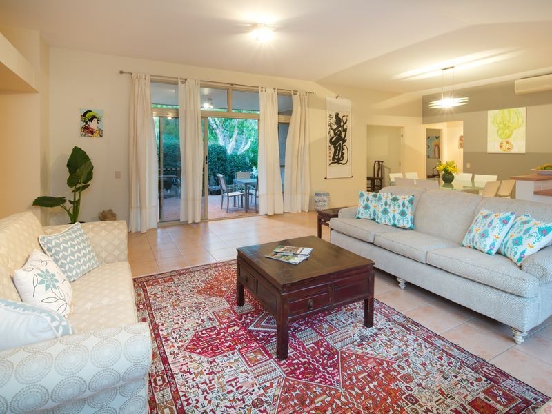 2 Kialoa Lane, Coomera Waters QLD 4209