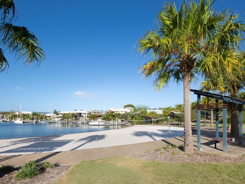 2 Kialoa Lane, Coomera Waters QLD 4209