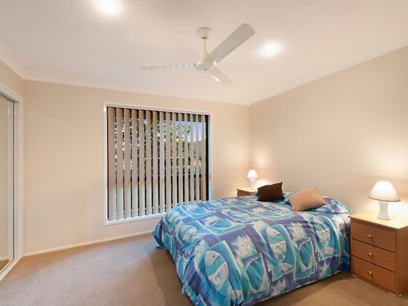 1/32 Bushgum Crescent, Upper Coomera QLD 4209