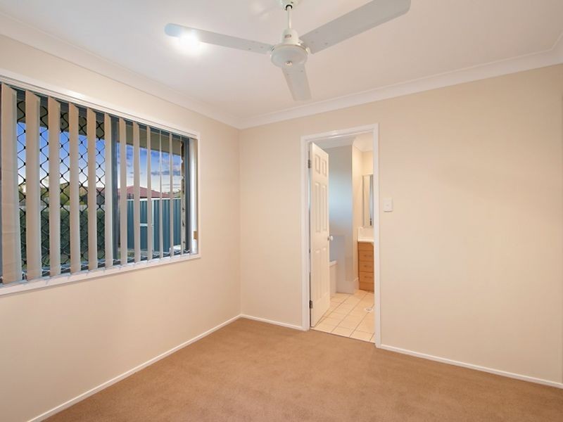 1/32 Bushgum Crescent, Upper Coomera QLD 4209