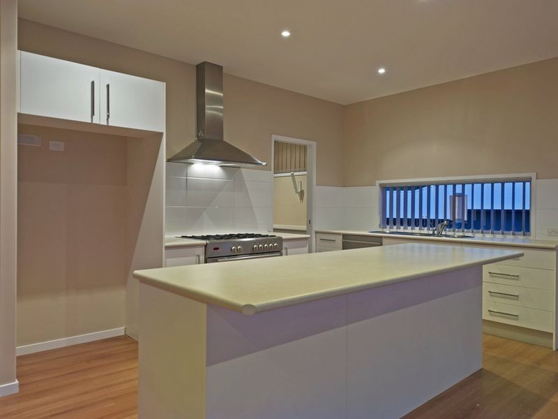 14 Berrimilla Lane, Coomera Waters QLD 4209