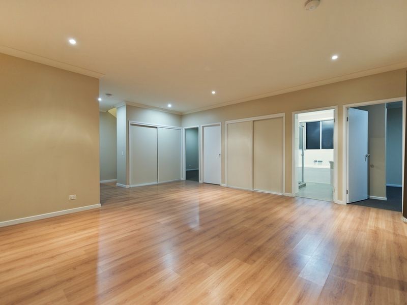 14 Berrimilla Lane, Coomera Waters QLD 4209