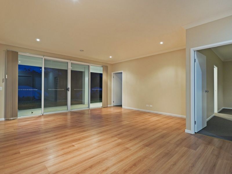 14 Berrimilla Lane, Coomera Waters QLD 4209