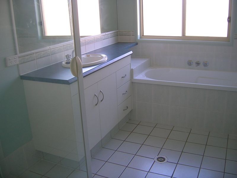 2/6 Springdale Street, Upper Coomera QLD 4209