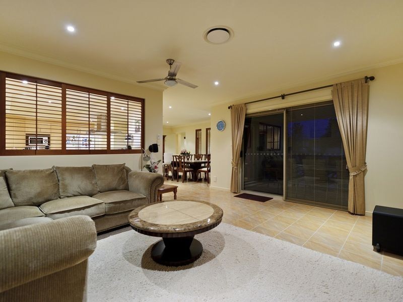 9 Siandra Crescent, Coomera Waters QLD 4209