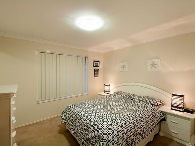 2/8 Mocha Way, Pimpama QLD 4209