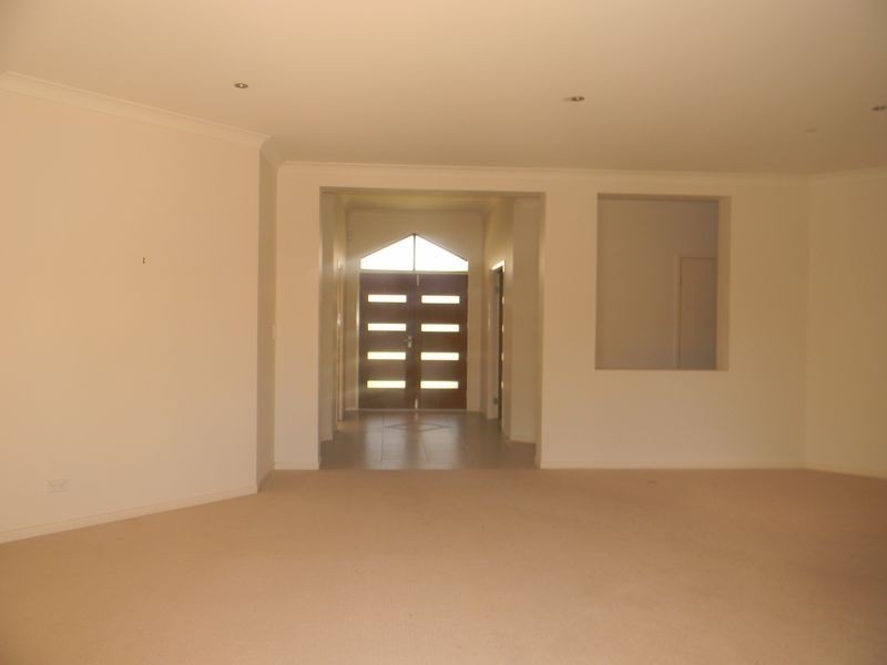 3 Elusive Road, Coomera Waters QLD 4209