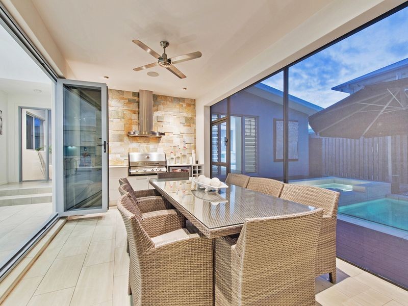 4 Southerly Lane, Coomera Waters QLD 4209