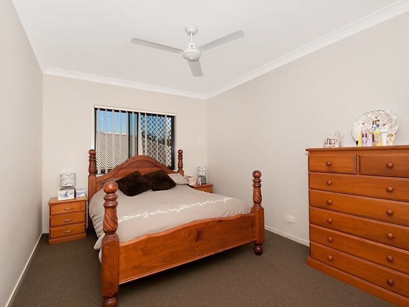 8 Greendragon Crescent, Upper Coomera QLD 4209