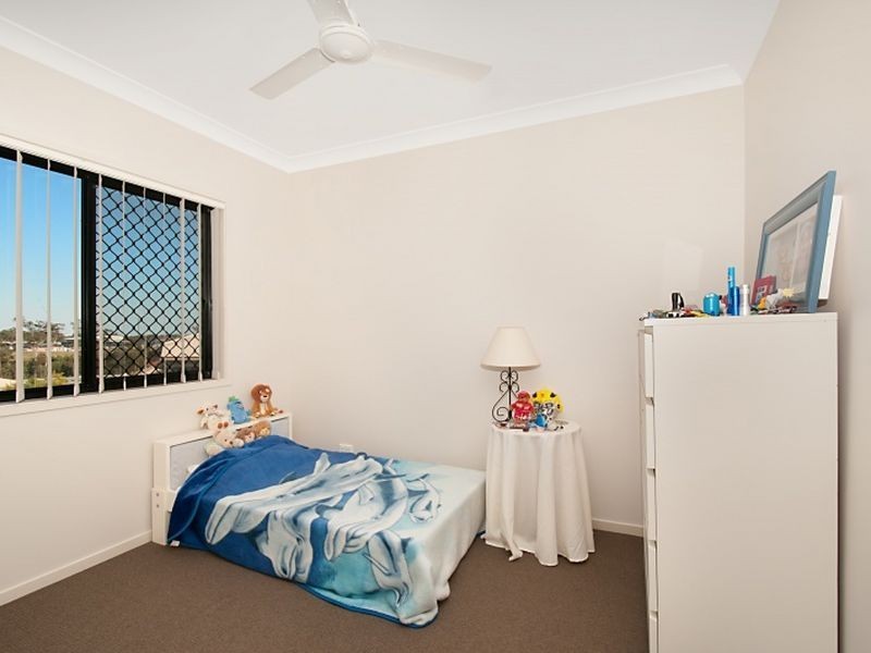 8 Greendragon Crescent, Upper Coomera QLD 4209