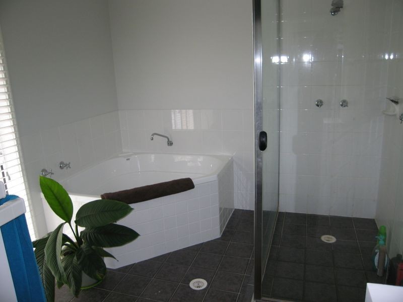 33 Shane Road, Willow Vale QLD 4209