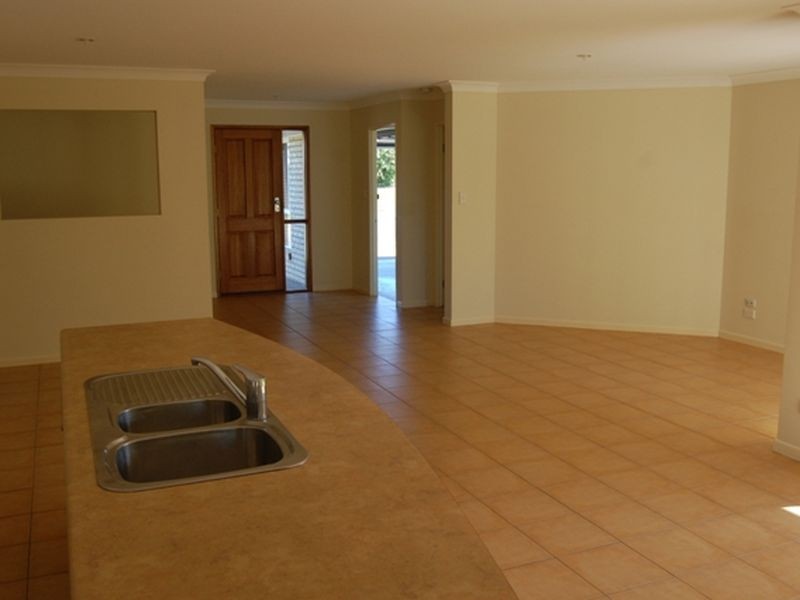 19 Billinghurst Crescent, Upper Coomera QLD 4209