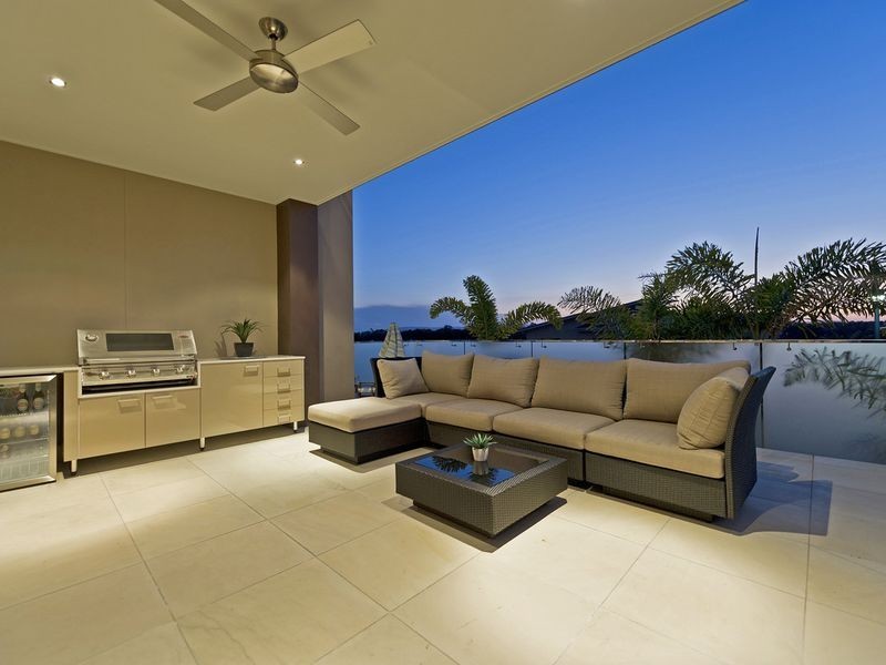 8 Village High Crescent, Coomera Waters QLD 4209