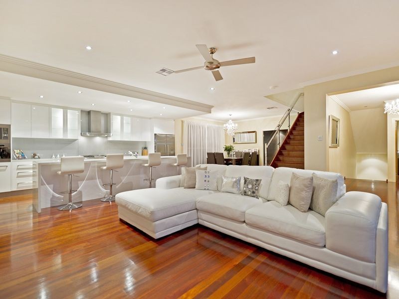 8 Village High Crescent, Coomera Waters QLD 4209